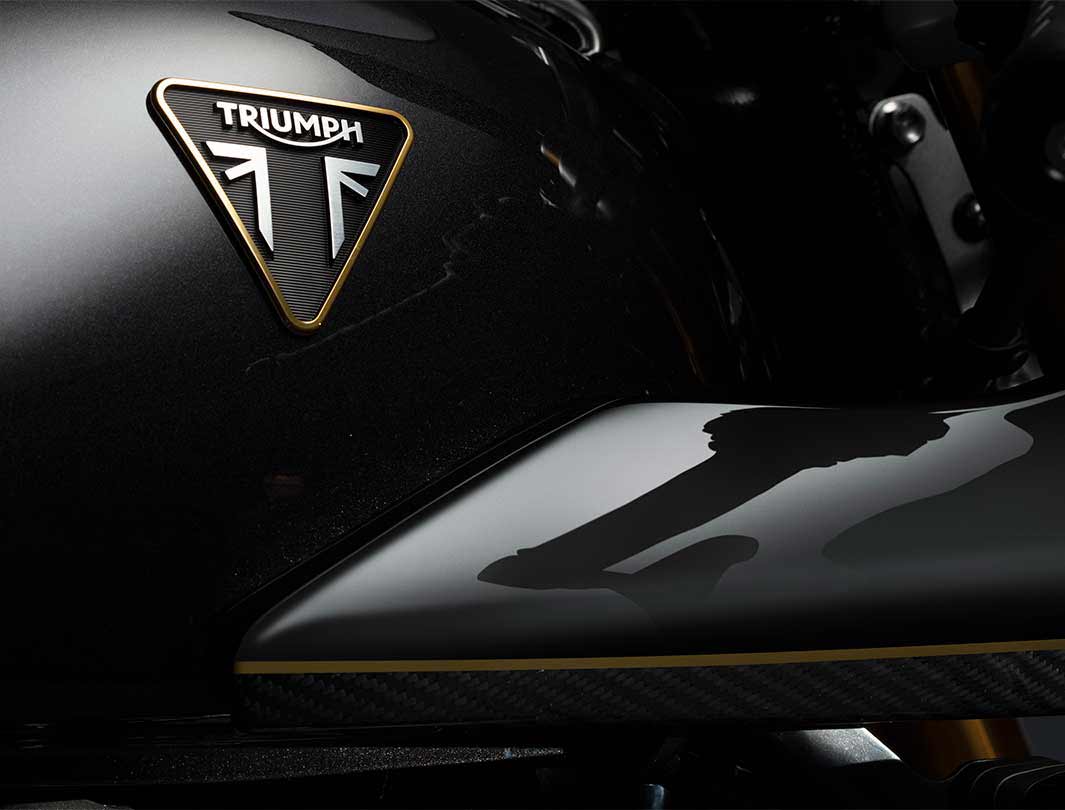 Triumph hotsell thruxton tfc
